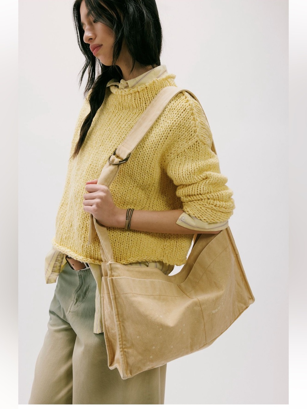 1477. FREE PEOPLE Camp Crush Sling Bag in Neutral NWT $78